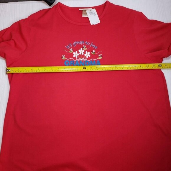Bee Grandma 100% cotton casual tee-shirt embroidered, embellished size 2X NEW - Picture 7 of 7